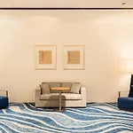 Hilton Surfers - 4Bd Large Beach Views