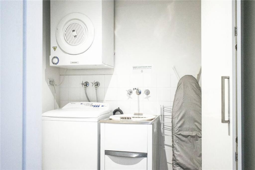 Hilton Surfers - 4bd Large Views * Gold Coast
